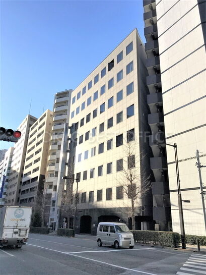 新川イワデビル外観④