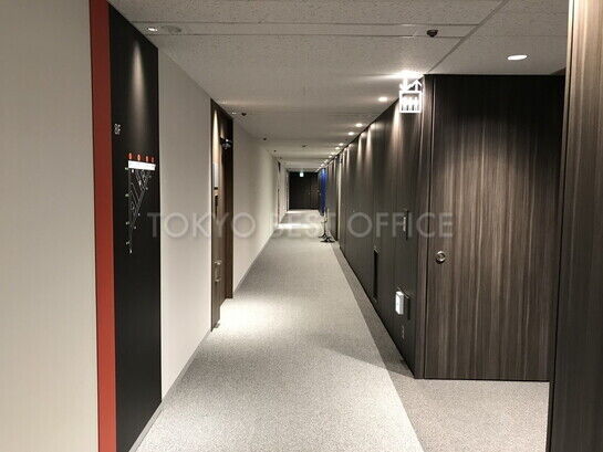 8階共用部廊下②