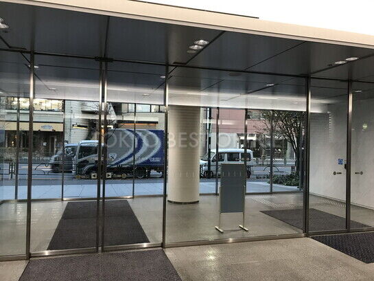 エントランス内