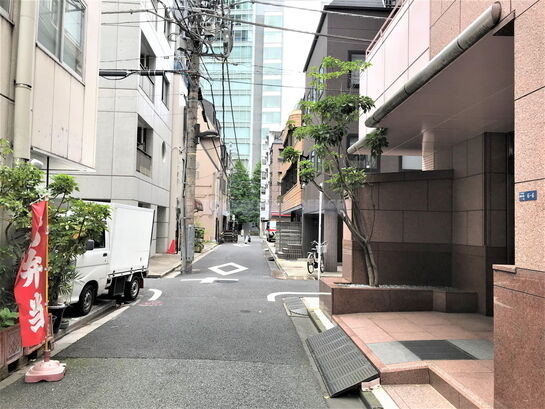 ビル周辺風景②