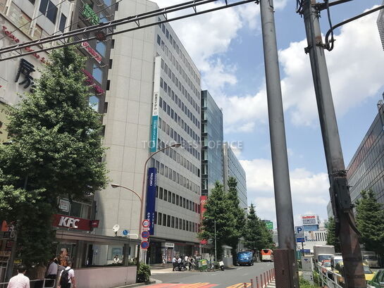 ビル周辺風景②