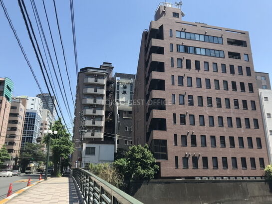 ビル周辺風景