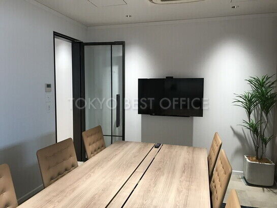 ミーティングスペース（８人掛け）②