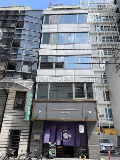 外観（歌舞伎座側）