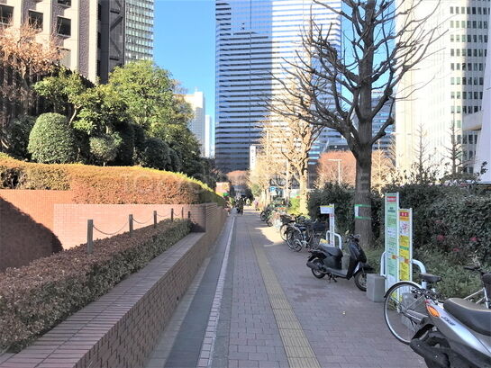 ビル周辺風景⑥