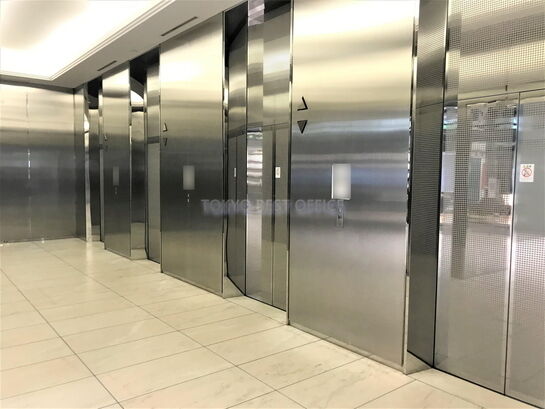 エレベーター①