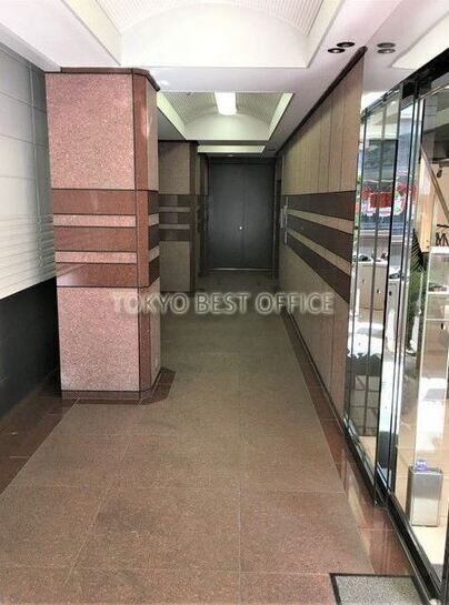 エントランスホール①