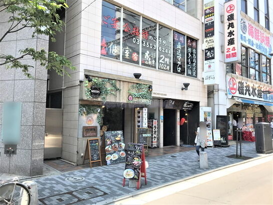 ビルエントランス①