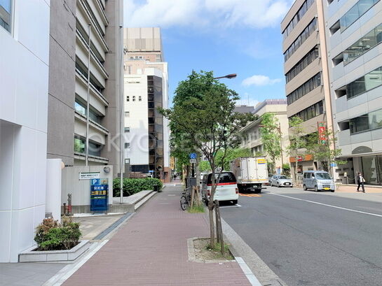 ビル周辺風景②