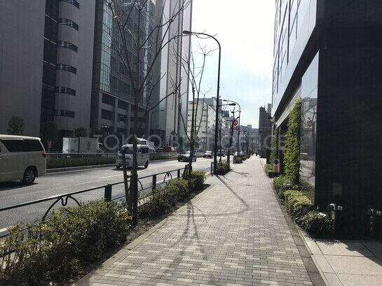 ビル周辺風景③