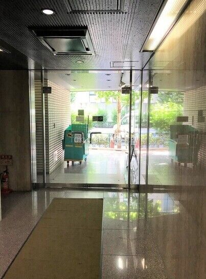 エントランスホール②