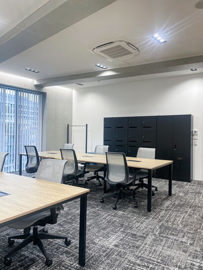 セットアップフロア 執務室 ロッカー