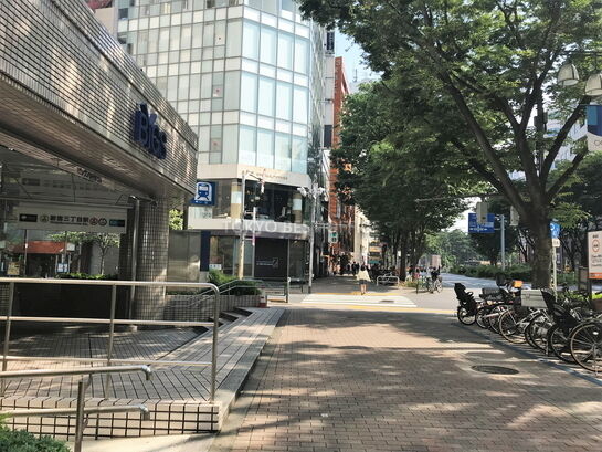 ビル周辺風景②