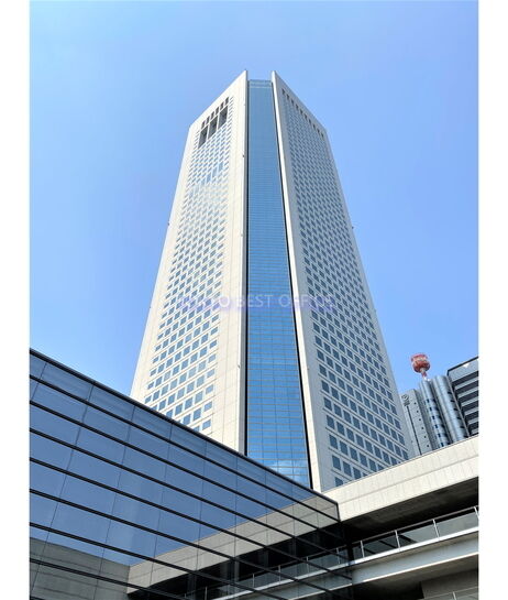 東京オペラシティ外観②