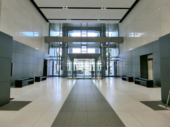 エントランスホール