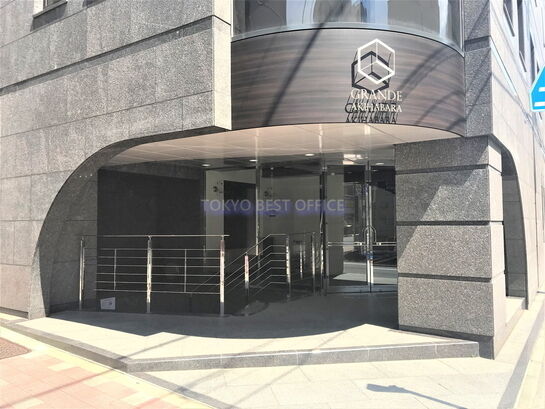 ビルエントランス①