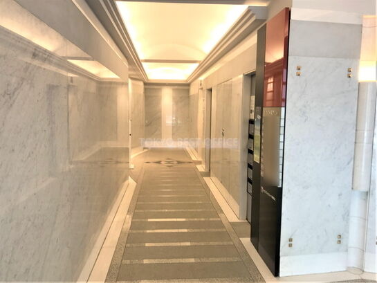 エントランスホール②