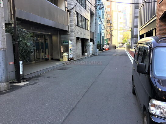 ビル周辺風景②