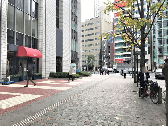 ビル周辺風景⑨