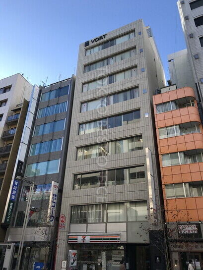 VORT新宿御苑外観②