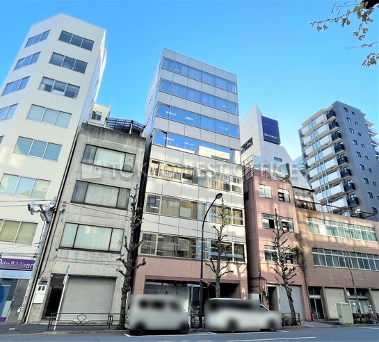 外観（大通り側）