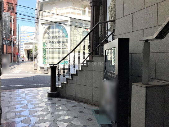 エントランスホール