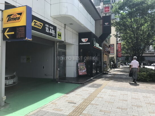 ビル周辺風景②