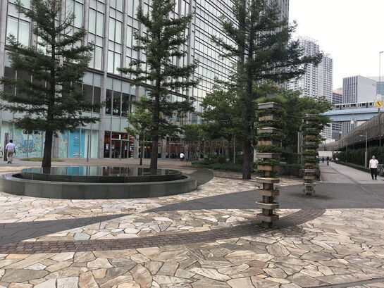 ビル周辺風景③