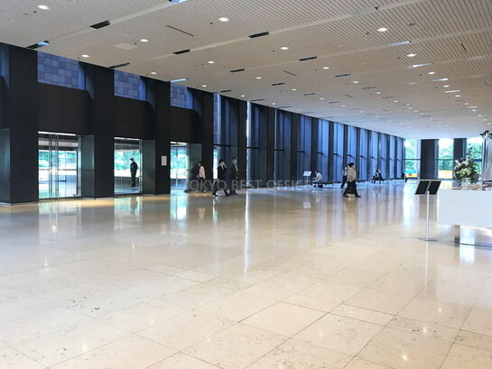 エントランスホール③