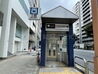 地下鉄地上出口すぐ